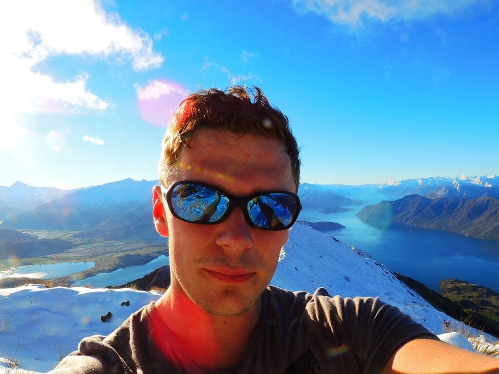 Jak zarezerwować domek nad fiordem w Norwegii?