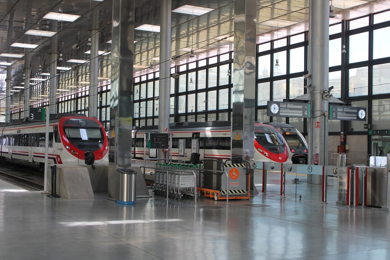 Czy w Szwecji łatwo podróżować transportem publicznym?