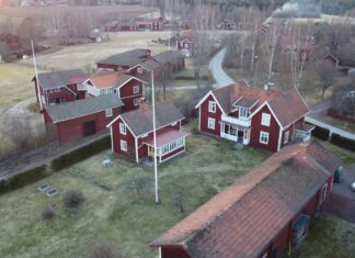 Region Dalarna w Szwecji: czerwone domki, jeziora i miasteczka jak z pocztówki
